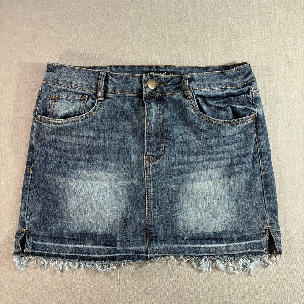Dollhouse Denim Mini Skirt Women's Size 11 Blue Stretch Frayed Hem Jean Skirt